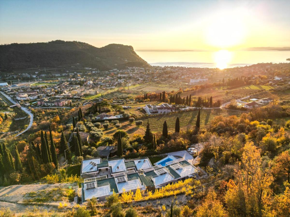 Sunset Lodge - Enjoy Holiday Γκάρντα Εξωτερικό φωτογραφία