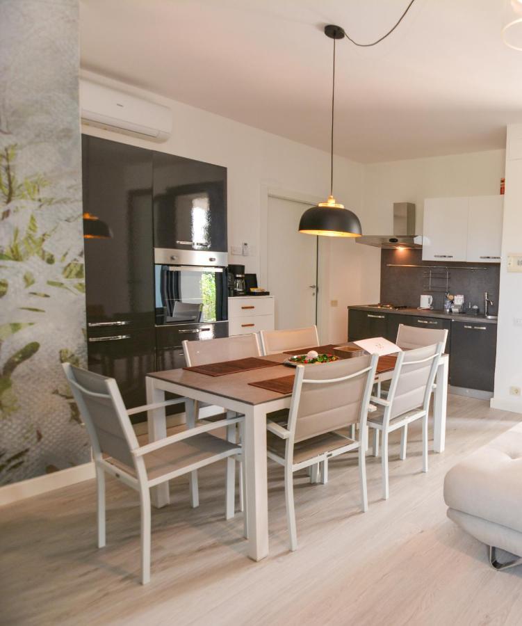 Sunset Lodge - Enjoy Holiday Γκάρντα Εξωτερικό φωτογραφία